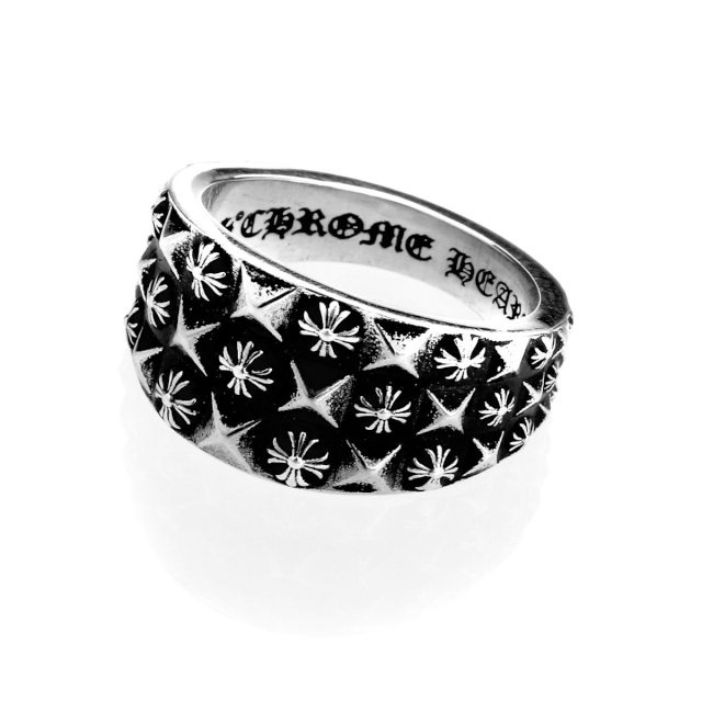 Chrome Heartsレプリカ クロムハーツ【Chrome Hearts】ピラミッドプラス GRUATDリング